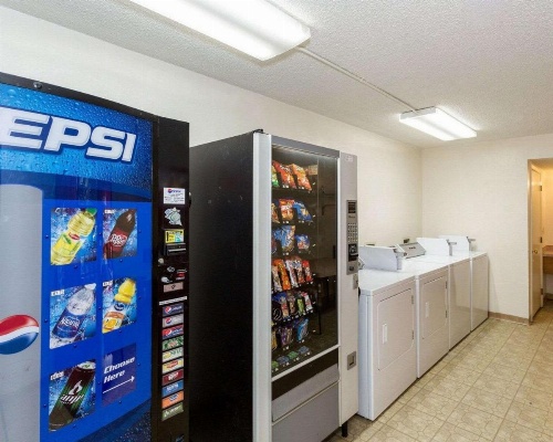 MorningGlory Inn & Suites image 19